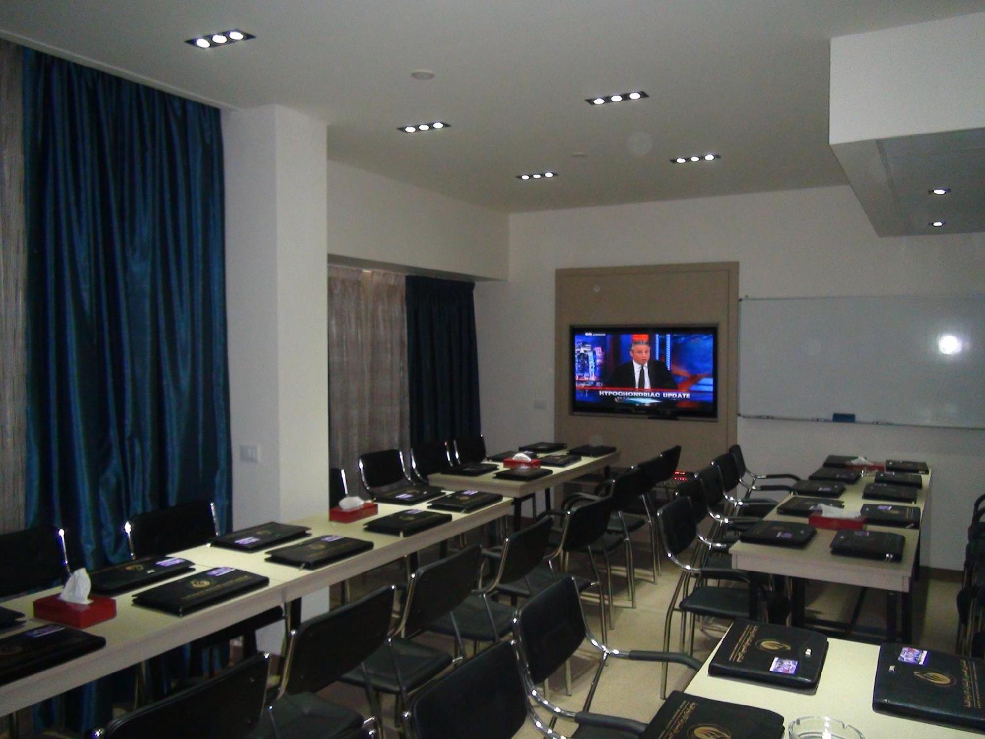 Duroy Hotel By Beverly Beyrut Dış mekan fotoğraf