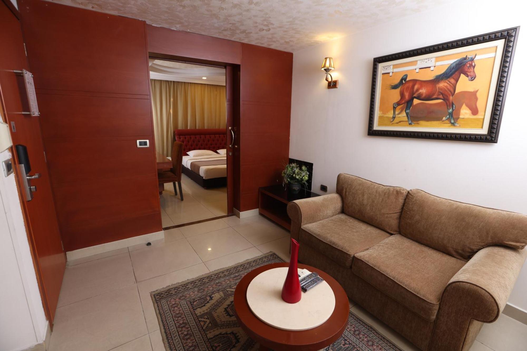 Duroy Hotel By Beverly Beyrut Dış mekan fotoğraf