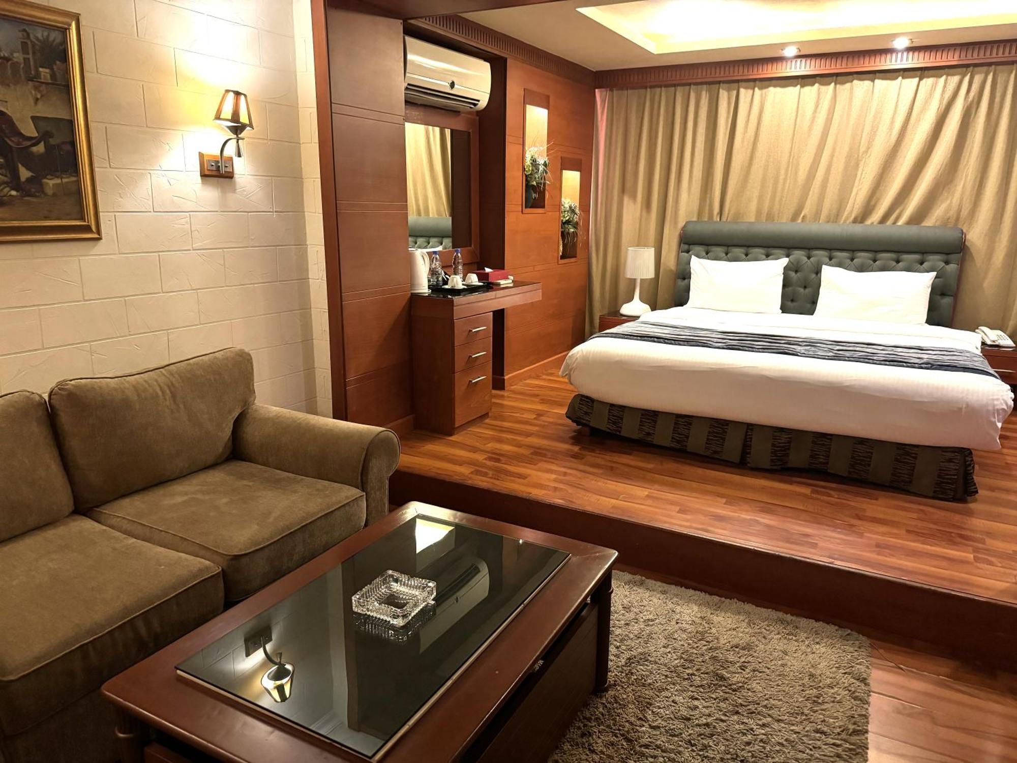 Duroy Hotel By Beverly Beyrut Dış mekan fotoğraf
